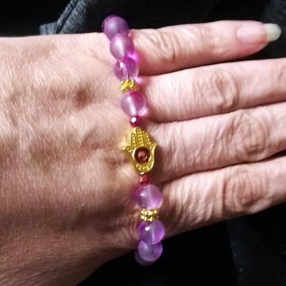 ๐๐๐ 3/$25!!! Flirty & Girly! Pretty in Pink! Hamsa Hand Protection Bracelet - Picture 1 of 7